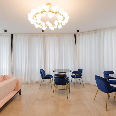 Hotel Lifetime Батуми Екстериор снимка