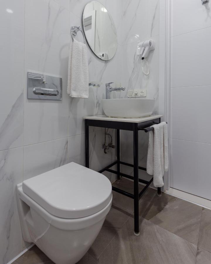 Hotel Lifetime Батуми Екстериор снимка